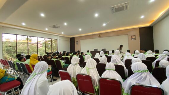 Funtastic 4 Dorong Kreativitas dan Kepercayaan Diri Murid Kelas 4 SDIT Bina Insani