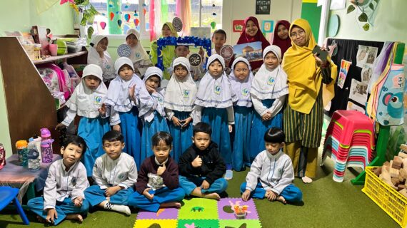 Menuju Puncak Funtastic 4 Show, Murid Kelas 4 Siap Tampilkan Karya Terbaik