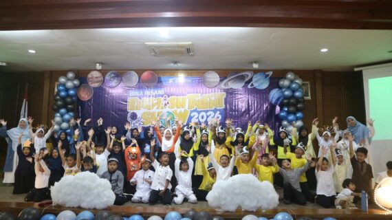 SDIT Bina Insani Gelar English Talent Show Bertema “Light of Faith in the Universe”