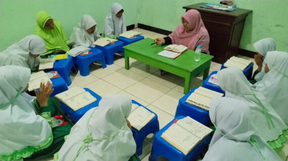 Menelaah Keberhasilan dan Tantangan dalam Pembelajaran