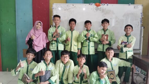 Guruku adalah Sahabatku