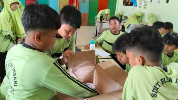Keberhasilan Pembelajaran IPAS melalui Metode Experimental Learning  pada Materi Sifat-Sifat Cahaya