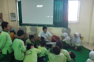 Di Balik Pintu UKS, Saya Belajar Menjadi Guru