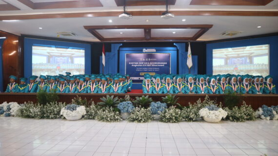 Khotmil Qur’an dan Akhirussanah Angkatan XVI, SDIT Bina Insani Cetak Generasi Berprestasi