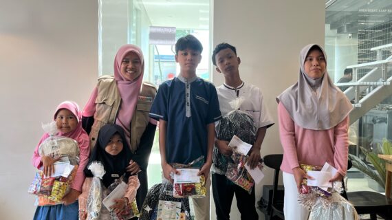 Muharram Berbagi Bahagia: Lazisbi Berkolaborasi dengan Kids Fun Club dan Zahrunnisa Hadirkan Senyum untuk Anak Yatim