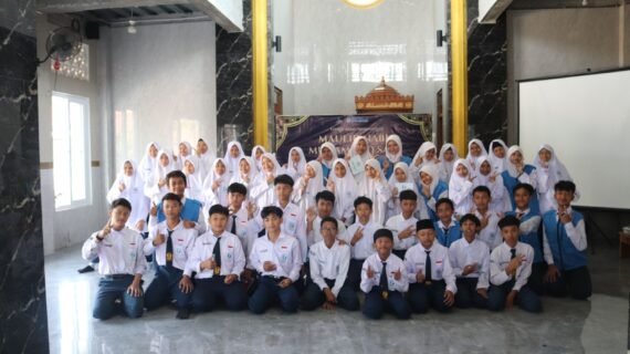 Peringati Maulid Nabi, SMPIT Insan Madani Semarang Dorong Siswa Teladani Akhlak Rasulullah
